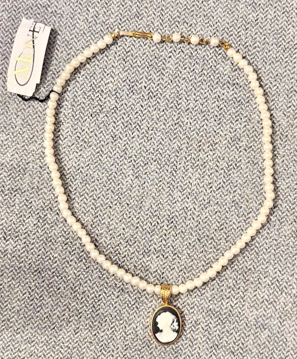 Vintage Monet Necklace Faux Pearl Cameo Enhancer Gold Tone 14" Victorian NOS Tag